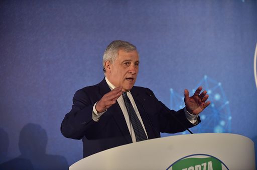 Tajani Separeremo Le Carriere Tra Giudici E Pm Era Il Sogno Di Silvio