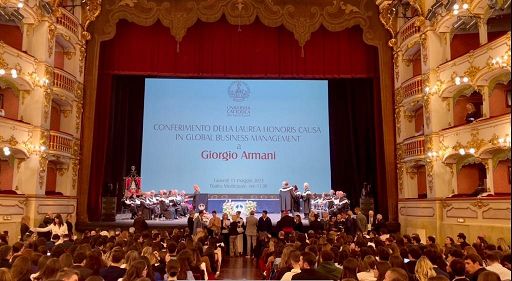 1683814325 A Giorgio Armani laurea honoris causa a Piacenza Ha un