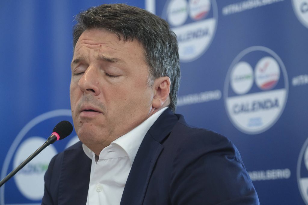 Governo,Renzi: non è autoritario e fascista ma indeciso su tutto