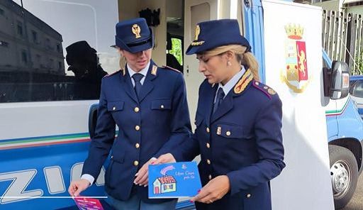 A Caivano la campagna Questo non è amore della Polizia di Stato contro la  violenza sulle donne