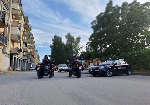 Maxi Blitz Contro La Criminalità Al Parco Verde Di Caivano (dopo Gli ...