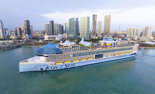 'Icon of the Seas', la nave più grande del mondo è pronta per iniziare i suoi viaggi