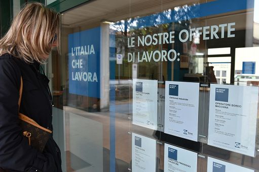 UnionCamere: ad agosto previste 315mila nuove assunzioni