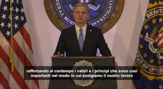 Il Direttore dell’FBI Christopher Wray si dimette prima che arrivi Trump