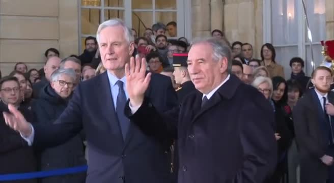 Francia, Bayrou a Matignon per il passaggio di potere