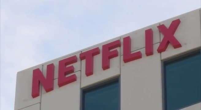 Multa da 4,75 milioni a Netflix per la gestione dei dati degli utenti