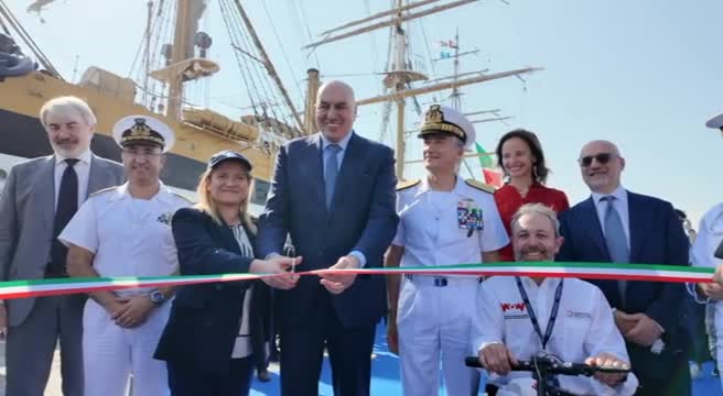 Tour Mondiale Vespucci, inaugurato il Villaggio Italia ad Abu Dhabi