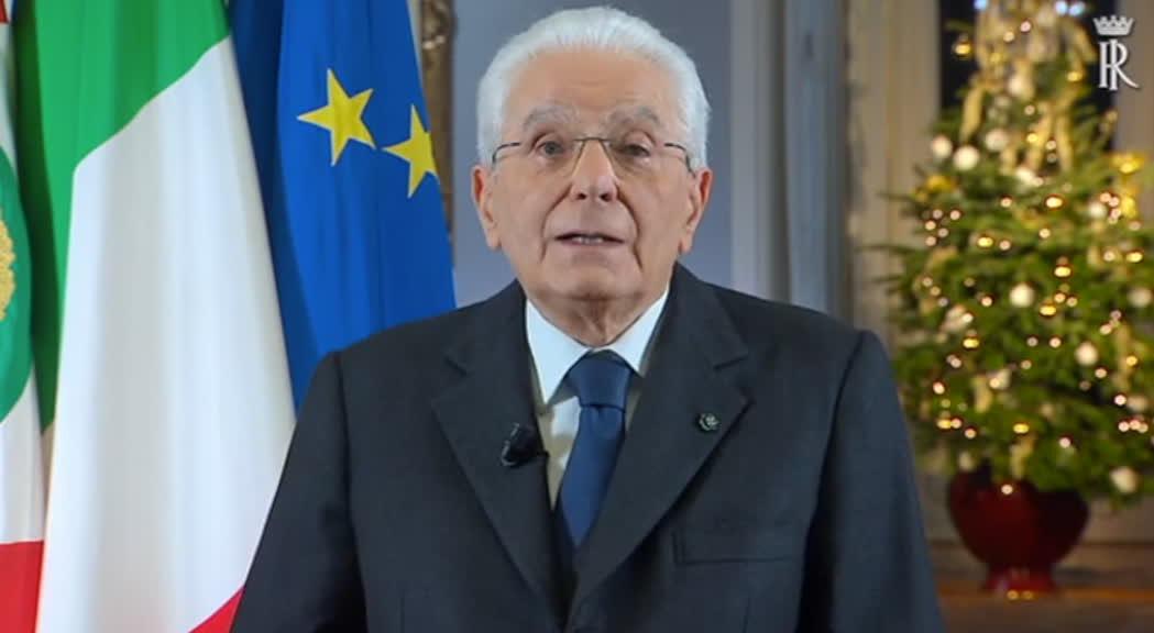 Mattarella: patriottismo da stranieri che rispettano valori Costituzione