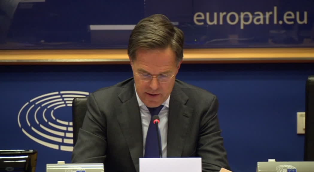 Rutte: "Ucraina non abbastanza forte per colloqui di pace ora"