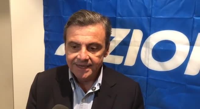 Calenda: no a funzionari di partito, a Genova forse correremo da soli