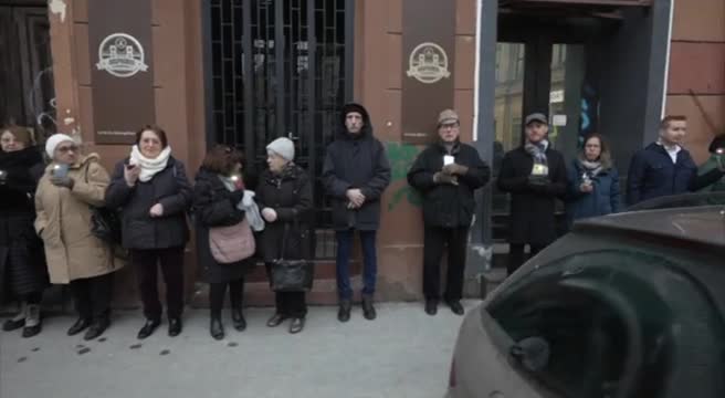 Una catena umana per ricordare la liberazione del ghetto di Budapest