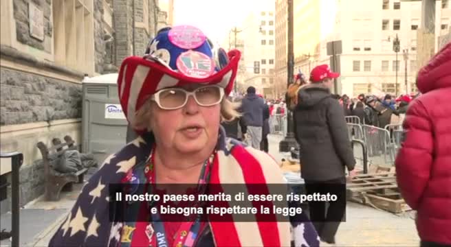 I sostenitori di Trump: "Lui non ha mollato, chiuderà i confini"